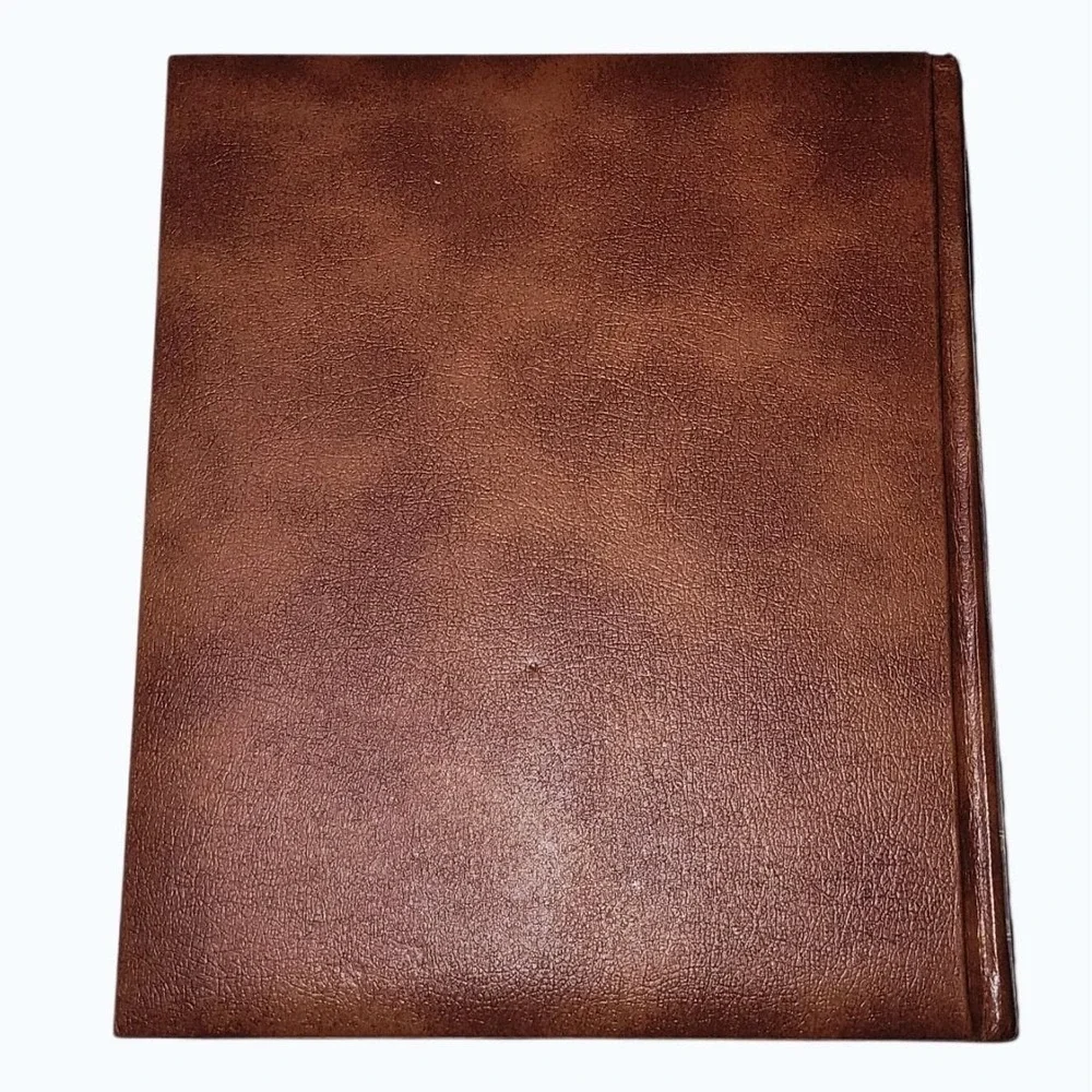 1977‎ Home Religious Library Family Bible Edition KJV Southwestern Co Gold